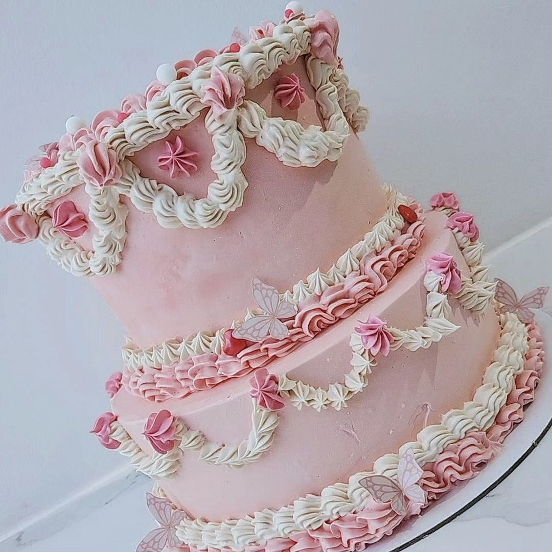 Two Tire Vintage Cake