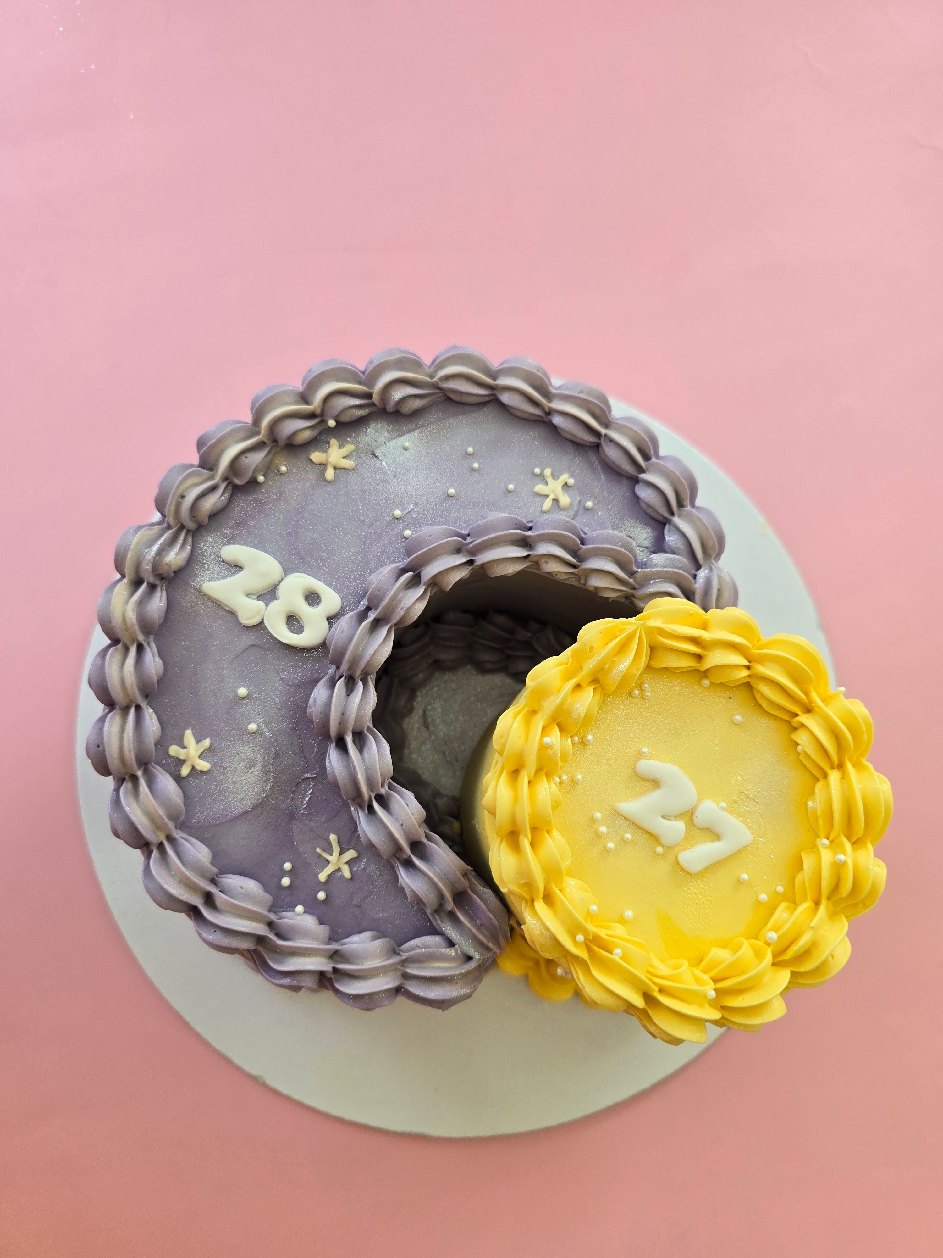 Sun and moon vintage cake