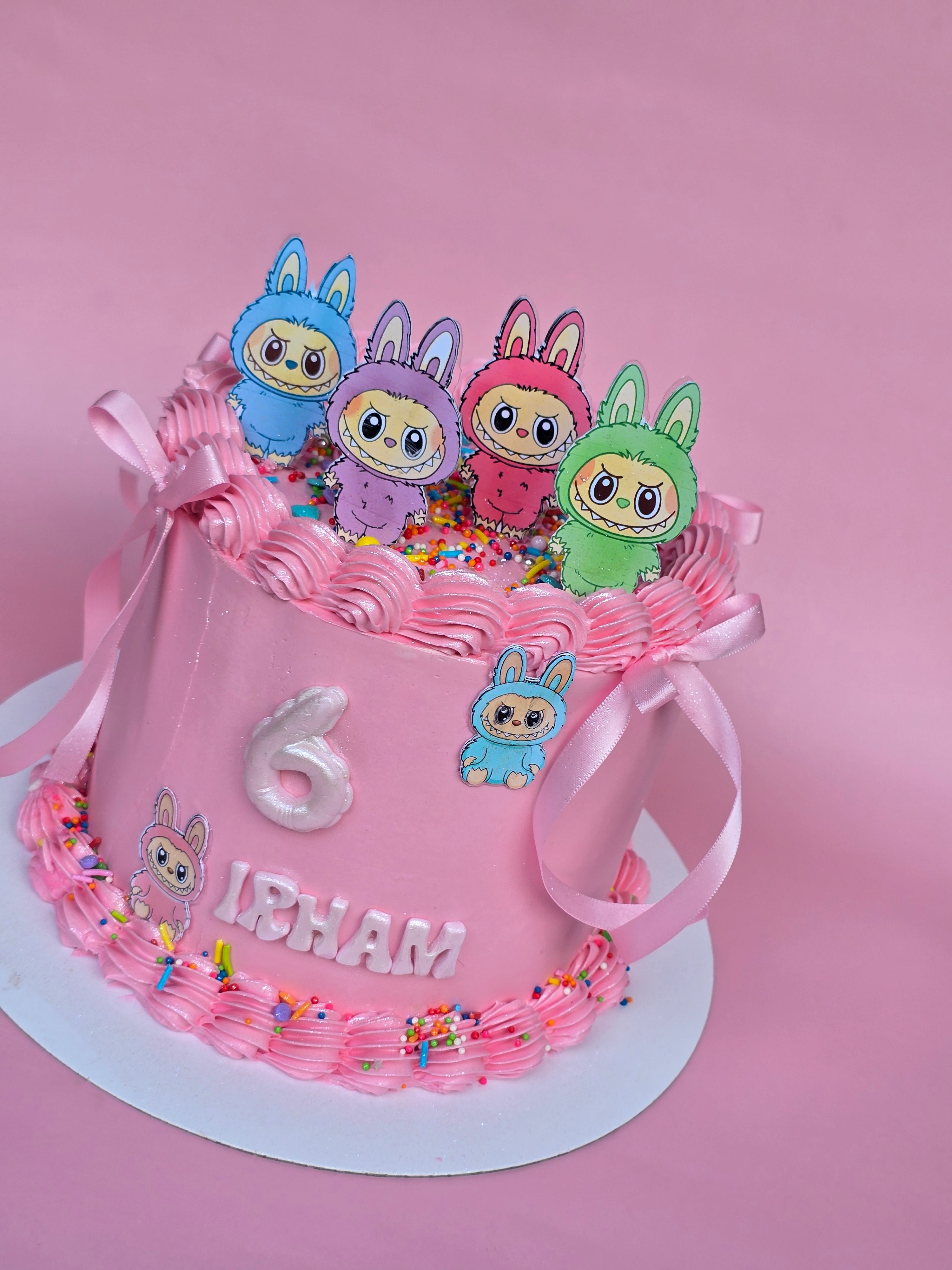 Labubu cake