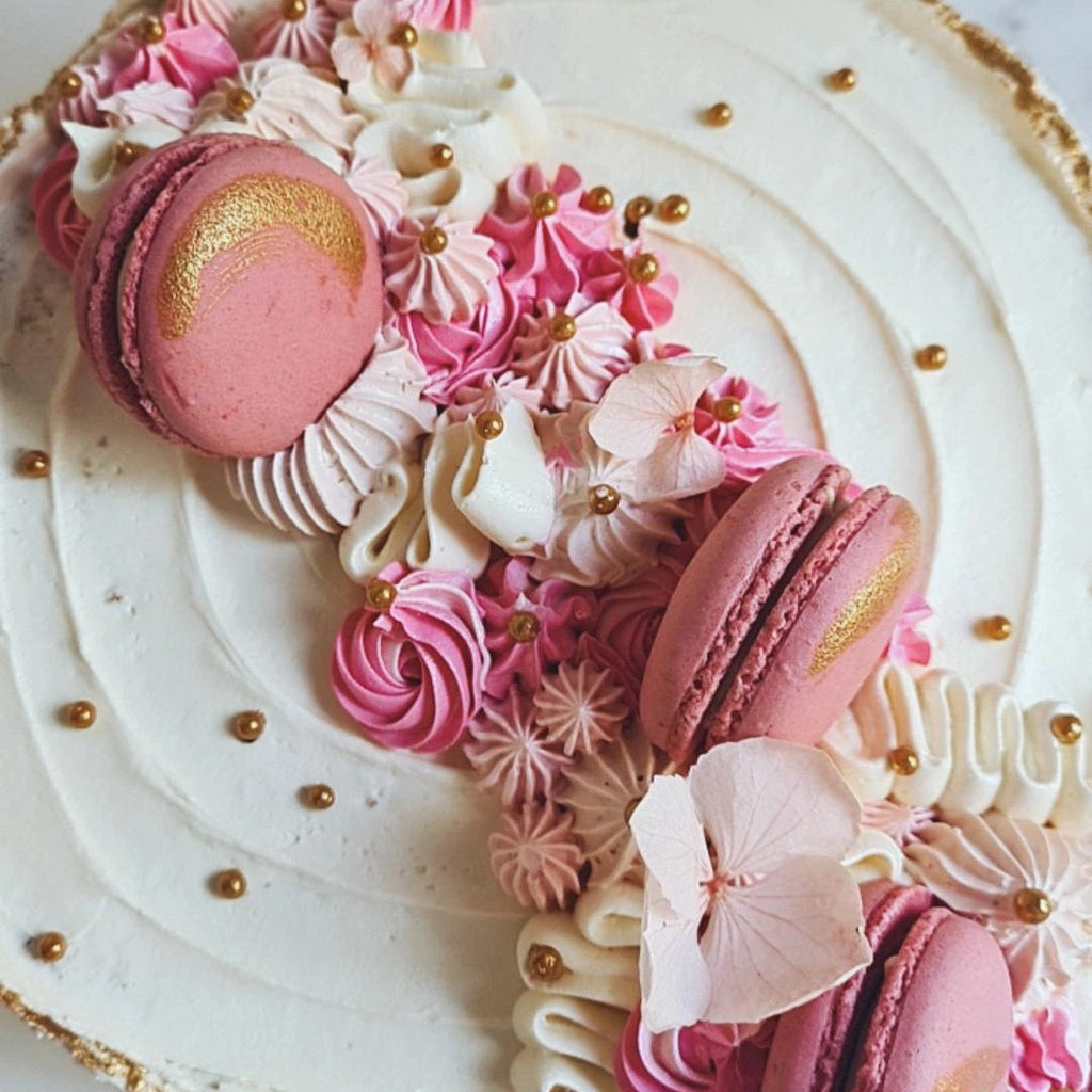 Macarrons Cake
