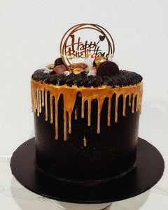 Chocolates Cake
