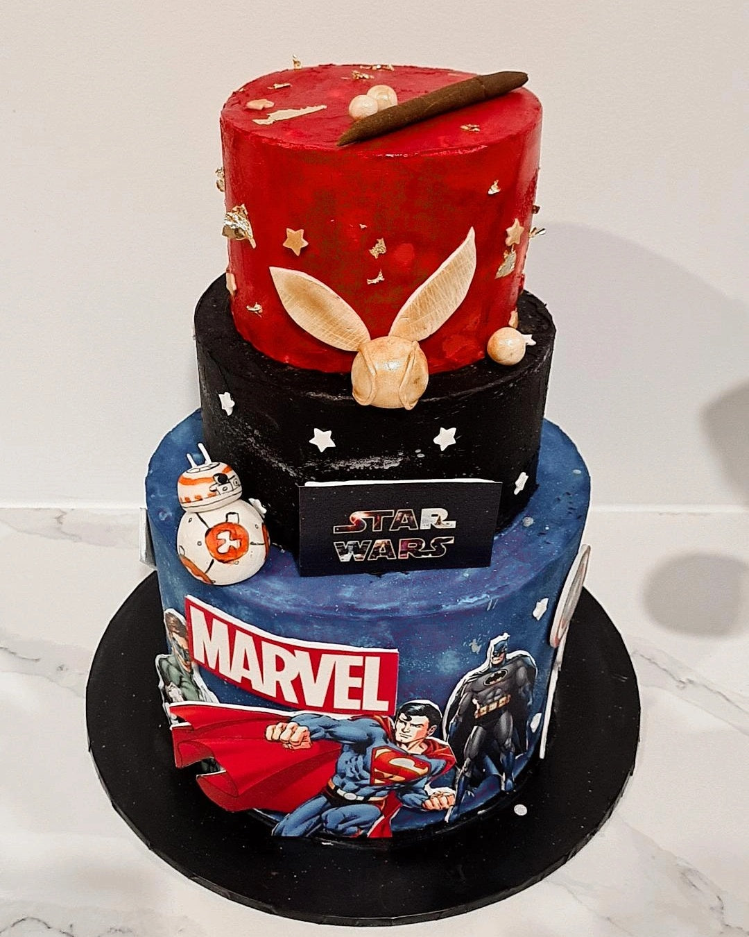 Super heros cake